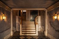 Elegante ingang van een typisch Venetiaans huis