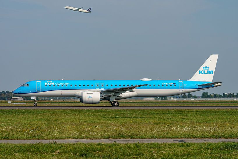 KLM Cityhopper Embraer E195-E2. par Jaap van den Berg