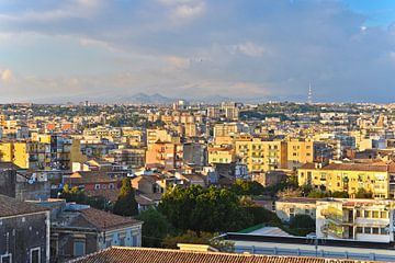 Skyline von Catania mit Blick auf den Vulkan Ätna