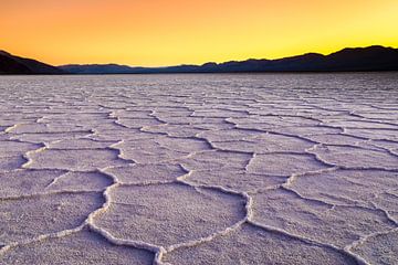 Badwater Basin, parc national de la Vallée de la Mort, Californie, USA sur Markus Lange
