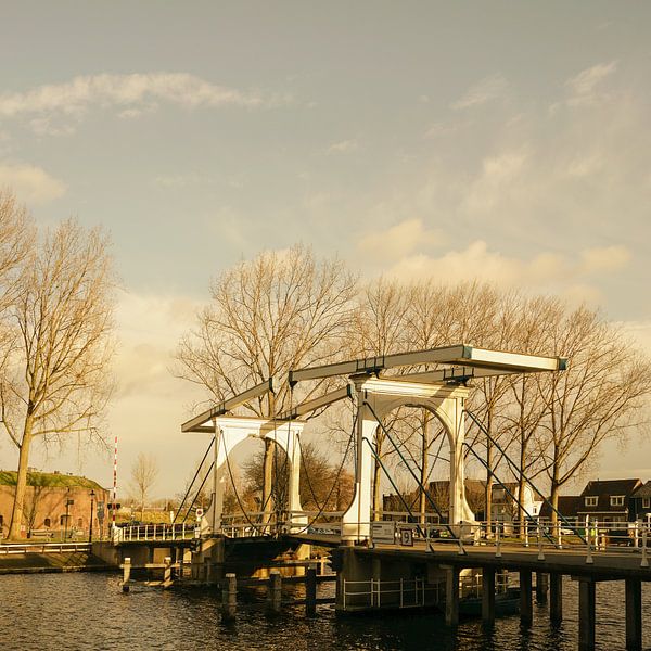 Drawbridge in Weesp. by Alie Ekkelenkamp