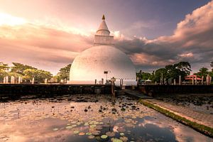 Tempel sri lanka, boeddhistische tempel van Fotos by Jan Wehnert