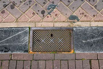 Stone drainage, Amsterdam by MMFoto