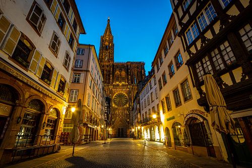 The cathedral of Strasbourg, on a deserted and early morning