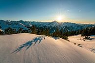 Zonsondergang over de Allgäuer Alpen van Leo Schindzielorz thumbnail
