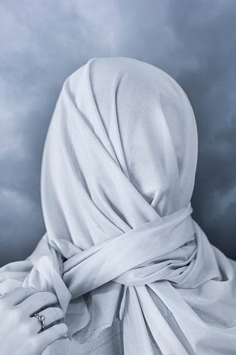 Vrouw, windsels, abstract, kwetsbaar en onzeker