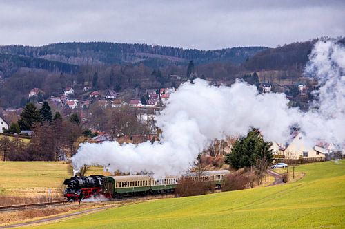 Volle kracht vooruit met de speciale trein "Rodelblitz" bij Schmalkalden - Thüringen - Duitsland