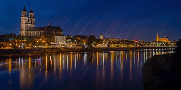 Magdeburg - Uitzicht over de Elbe bij nacht