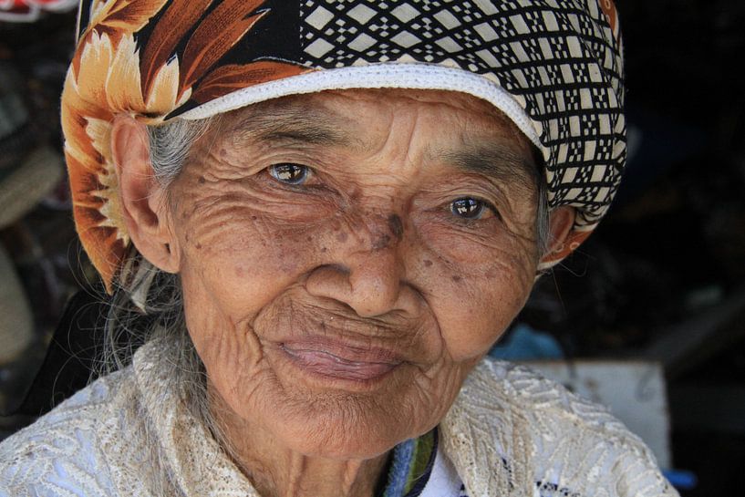 Old woman in Yogyakarta by Gert-Jan Siesling