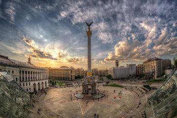 Kiev Madjan Maidan by Carina Buchspies