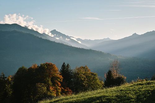 Autumnal mountain scenery