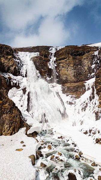 Rjúkandi Waterfall, Iceland by VeraMarjoleine fotografie