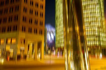 BERLIN Potsdamer Platz - night movement von Bernd Hoyen