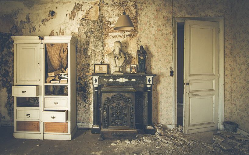 Expired room by On Your Wall