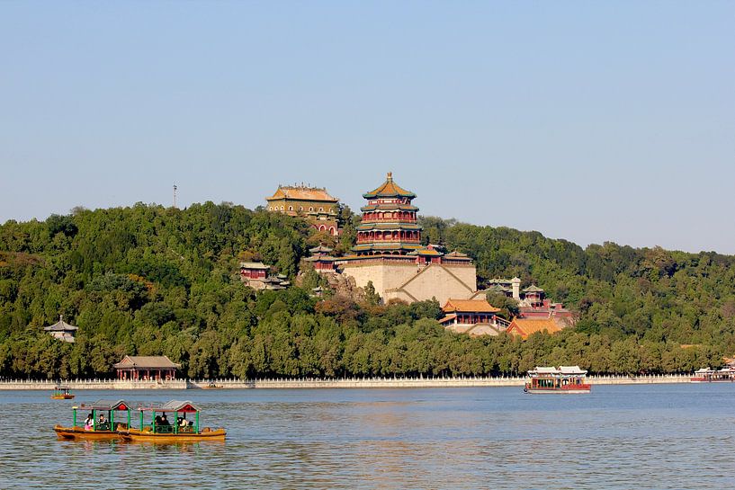 Summer Palace in Beijing by Julia Menso