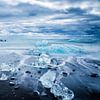 Jökulsárlón gletsjermeer in IJsland van Chris Snoek