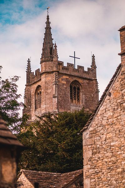 Engeland - Kerk in Castle Combe van Marco Scheurink