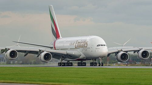 Emirates Airbus A380 passagiersvliegtuig.