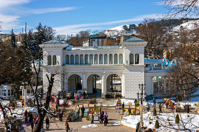 Kislovodsk is het grootste Russische klimaat- en balneologisch reservaat. van Mikhail Pogosov
