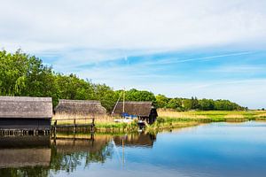 Bootshäuser auf dem Bodden auf dem Fischland-Darß in Prerow