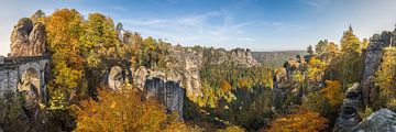 Herfst in Saksisch Zwitserland aan de Bastei in Saksen van Voss Fine Art Fotografie