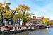 House boat on Amsterdam canal sur Arjan Almekinders