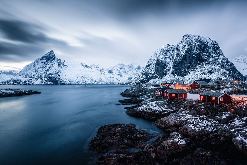 Fishing village Hamnøy in the Lofoten (Norway) by Martijn Smeets