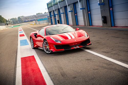 Ferrari 488 Pista on circuit Assen by Martijn Bravenboer