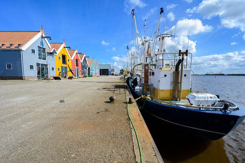 Vissersschepen in de haven van Zoutkamp