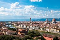 Vue sur la ville de Florence en Italie depuis la place Piazzale Michelangelo par Jacqueline Groot Aperçu