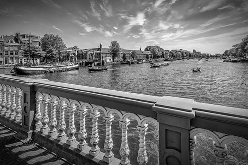 AMSTERDAM View from the Blauwbrug by Melanie Viola