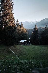 Cabane dans les montagnes sur Hussein Muo