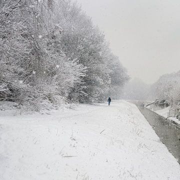 Homme dans la neige.