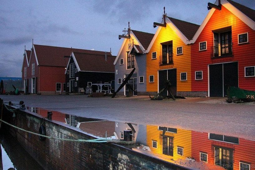 Colours mirrored by Saskia Jans