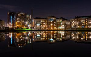 Mirrored city