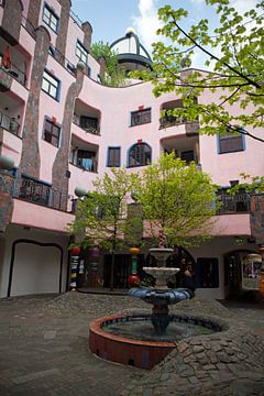 Hundertwasserhaus Magdeburg "De Groene Citadel" van t.ART