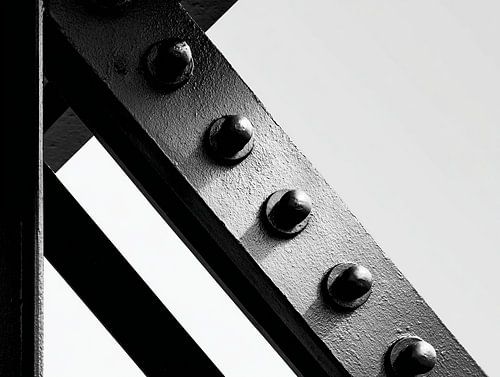 Technique in Toom | Graphic Rivet Art