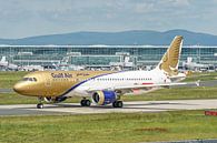 Gulf Air Airbus A320-200 onderweg naar de startbaan. van Jaap van den Berg thumbnail