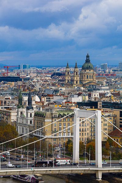 Budapest, die Hauptstadt Ungarns, ein Ort, an dem Kultur, Entspannung und Lebendigkeit zusammenkommen. von Patrick Fotografeert