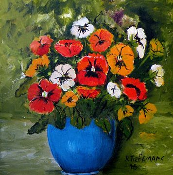 Violets in blue Vase by Rita Tielemans Kunst