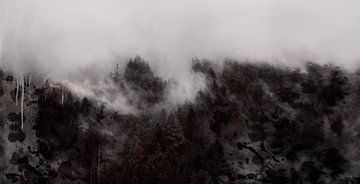 Donker landschap van een dennenbos in de mist van MadameRuiz