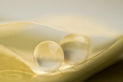 Sécurité (Image abstraite de deux sphères de couleur douce)