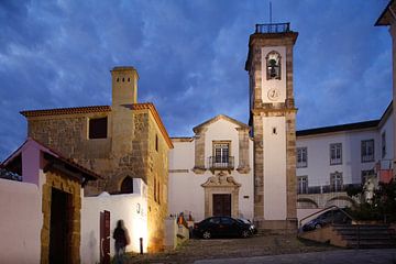 Torre de Anto and Church at dusk, Old Town, Coimbra, Portugal, Europe  I Torre de Anto und kirche, b