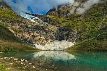 Gletsjer Briksdalsbreen Noorwegen van Jordy de Vries