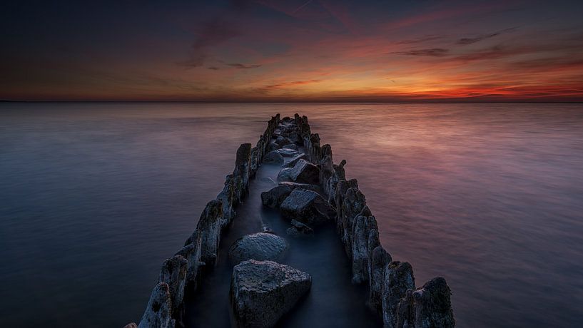Nacht op het IJsselmeer by Jenco van Zalk