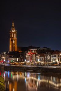 Festliche Roerkade in Roermond, aufgenommen mit langer Verschlusszeit
