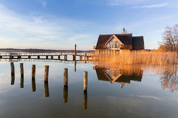Vissershuisje aan het meer van Hemmelsdorf van Sven-Erik Arndt