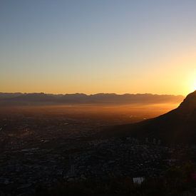 Sunrise Cape Town by Quinta Dijk