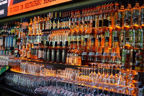 De selectie van een goed gevulde bar