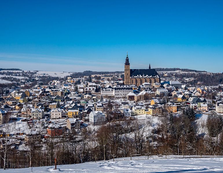 View of the mountain town Schneeberg in winter by Animaflora PicsStock